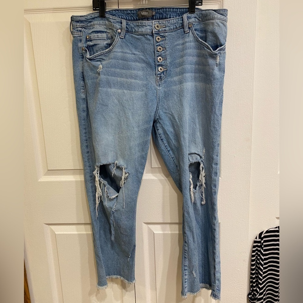 Torrid 20 Regular Distressed Fringed Blue Denim Jeans